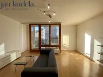 Pronájem bytu 1+kk, Brno, Mojmírovo náměstí, 40 m2