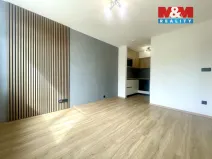 Pronájem bytu 2+kk, Teplice, Doubravická, 36 m2