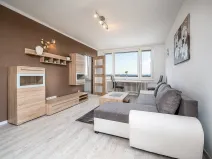 Pronájem bytu 2+1, Pardubice - Zelené Předměstí, nábřeží Závodu míru, 59 m2