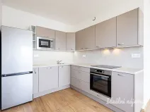 Pronájem bytu 2+kk, Praha - Strašnice, Strančická, 49 m2