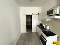 Pronájem atypického bytu, Brno - Židenice, 52 m2