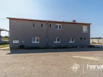 Prodej výrobních prostor, Dolany, 900 m2