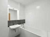 Pronájem bytu 1+kk, Praha - Čakovice, Tryskovická, 40 m2