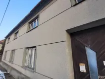 Pronájem zemědělské usedlosti, Střeň, 100 m2