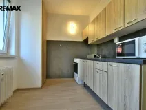 Pronájem bytu 3+1, Hradec Králové - Slezské Předměstí, třída SNP, 67 m2