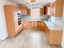 Pronájem bytu 4+kk, Zlín, Nad Ovčírnou III, 87 m2