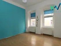 Prodej bytu 1+1, Karlovy Vary, Lad. Koubka, 29 m2