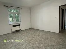 Pronájem bytu 1+1, Karlovy Vary, Závodu míru, 40 m2