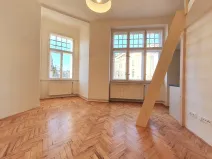 Pronájem bytu 1+kk, Praha, Svobodova, 33 m2