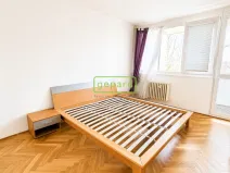 Pronájem bytu 2+1, Karlovy Vary, Závodu míru, 62 m2