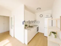 Pronájem bytu 2+kk, Praha, Janského, 44 m2
