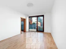 Prodej bytu 2+kk, Praha - Holešovice, Na Maninách, 59 m2