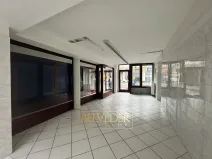 Pronájem obchodního prostoru, Teplice, Masarykova třída, 140 m2