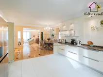 Prodej rodinného domu, Praha - Šeberov, Karfíkova, 354 m2
