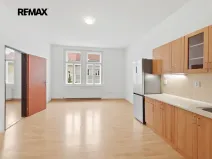 Pronájem bytu 2+kk, Praha - Vršovice, Tolstého, 56 m2