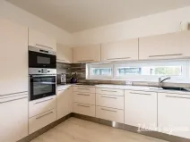 Pronájem bytu 2+kk, Praha - Černý Most, Mrázkova, 50 m2