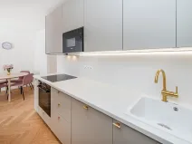 Prodej bytu 3+kk, Praha - Žižkov, Sudoměřská, 70 m2