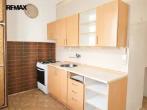 Prodej bytu 3+1, Hroznětín, Sídliště, 73 m2