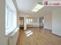 Pronájem bytu 4+1, Praha - Březiněves, Na hlavní, 96 m2
