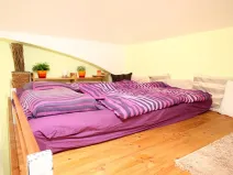 Pronájem bytu 1+1, Praha - Smíchov, Na Valentince, 45 m2