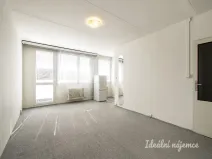 Pronájem bytu 1+kk, Praha - Vršovice, Baškirská, 34 m2