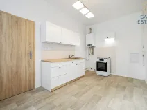 Pronájem bytu 2+1, Brno, Srbská, 73 m2