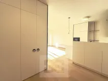 Pronájem bytu 2+kk, Praha - Holešovice, V háji, 58 m2