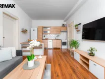 Pronájem bytu 2+kk, Hradec Králové - Kukleny, Denisovo náměstí, 66 m2