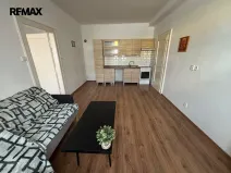 Pronájem bytu 2+kk, Hradec Králové - Kukleny, Denisovo náměstí, 66 m2