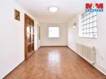 Prodej komerční nemovitosti, Libiš, 300 m2