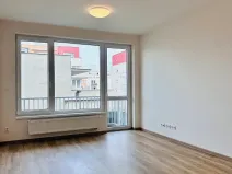 Pronájem bytu 2+kk, Praha - Černý Most, Dobrovolného, 42 m2