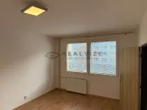 Pronájem bytu 1+1, České Budějovice, O. Nedbala, 36 m2
