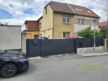 Prodej podílu 1/2 rodinného domu, Horoměřice, Sadová, 104 m2