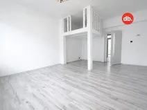 Prodej bytu 2+1, Karlovy Vary, Sokolovská, 77 m2