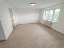 Pronájem bytu 2+1, Praha - Kobylisy, Vršní, 56 m2