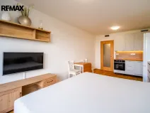 Pronájem bytu 1+kk, Praha - Vysočany, Smržových, 31 m2