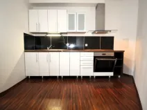 Pronájem bytu 1+kk, Mělník, náměstí Míru, 42 m2