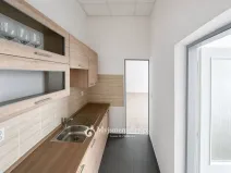 Pronájem kanceláře, Znojmo, Bezručova, 65 m2