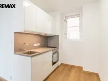 Prodej bytu 1+kk, Praha - Žižkov, Baranova, 34 m2