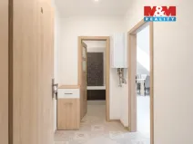 Prodej atypického bytu, Břežany II, 85 m2