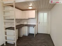Pronájem bytu 1+kk, Praha - Vršovice, Na spojce, 19 m2