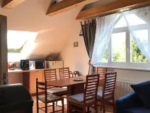 Prodej vícegeneračního domu, Pila, 220 m2
