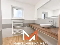 Pronájem bytu 2+1, Náchod, Husovo náměstí, 74 m2