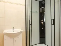 Pronájem bytu 1+kk, Pardubice - Rosice, generála Svobody, 21 m2