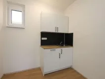 Pronájem bytu 1+kk, Pardubice - Rosice, generála Svobody, 29 m2