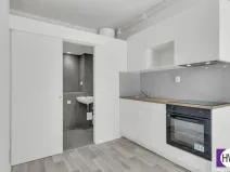 Prodej bytu 1+kk, Praha, Husitská, 30 m2