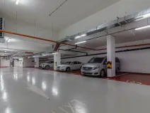 Pronájem garážového stání, Praha - Modřany, Zlochova, 13 m2