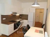Pronájem bytu 2+1, Hradec Králové, V Lipkách, 62 m2