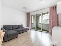 Pronájem bytu 2+kk, Praha - Vršovice, Petrohradská, 60 m2