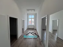 Pronájem obchodního prostoru, Kroměříž, Riegrovo náměstí, 130 m2